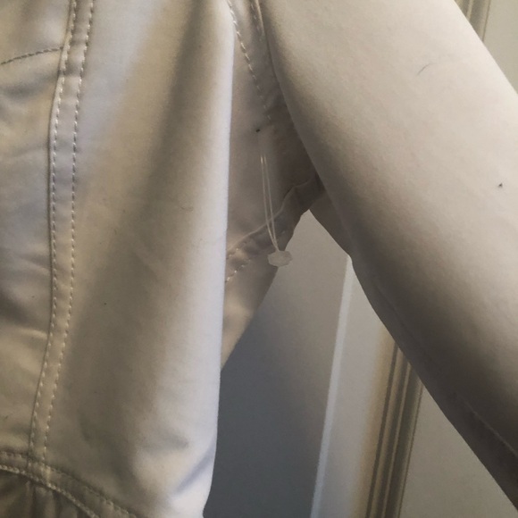 Calvin Klein nwot crop ruffle jacket - Picture 6 of 9